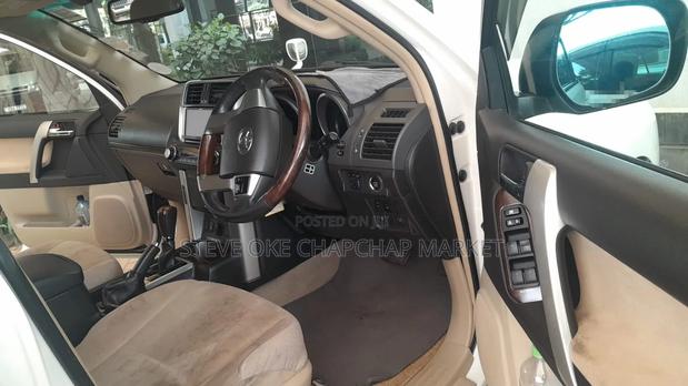 Toyota Land Cruiser Prado 4.0 Petrol TX-L 2012 White