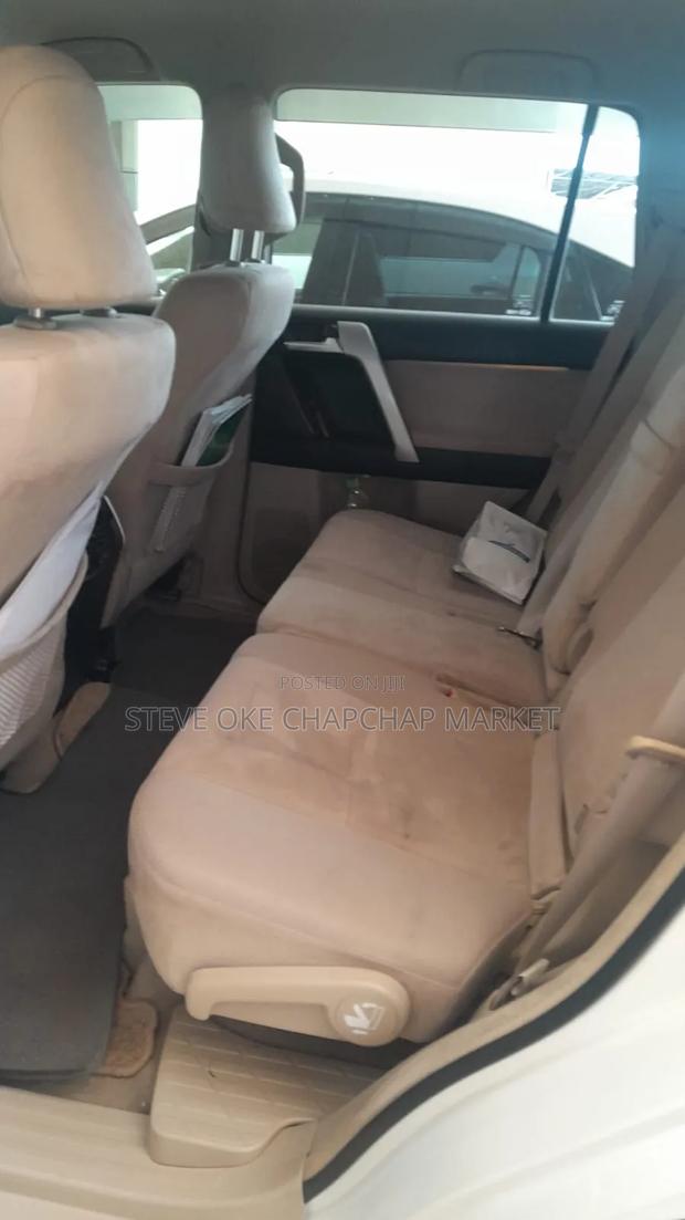 Toyota Land Cruiser Prado 4.0 Petrol TX-L 2012 White