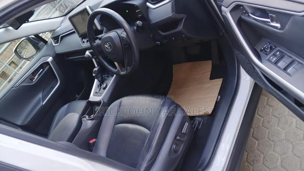 Toyota RAV4 Adventure AWD 2020 White
