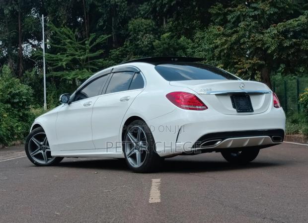 Mercedes-Benz C200 2018 White