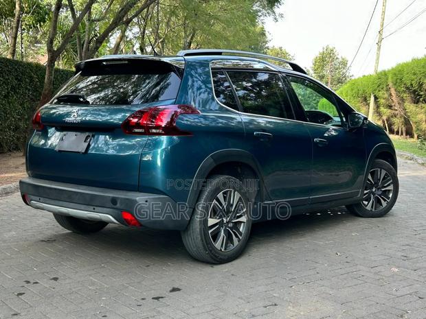 Peugeot 2008 1.2 PureTech (155 Hp) 2019 Blue