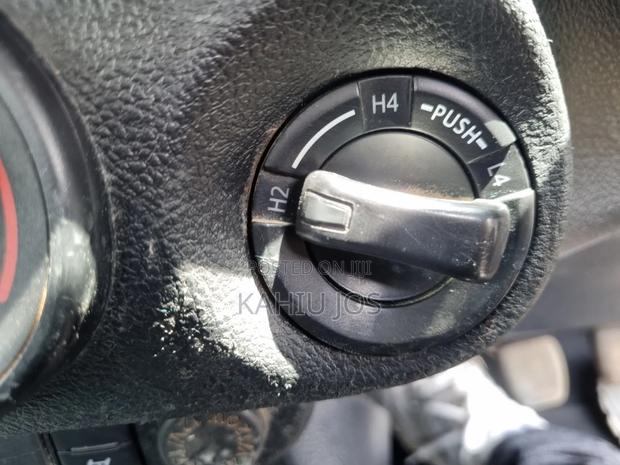 Toyota Hilux 2023 Gray