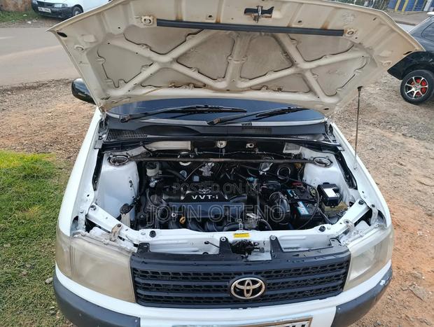 Toyota Probox 2006 White