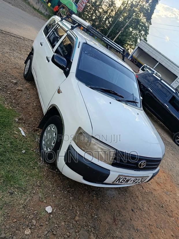 Toyota Probox 2006 White