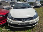 Nissan Advan 2011 White for sale