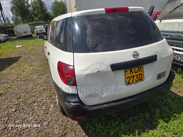 Nissan Advan 2011 White