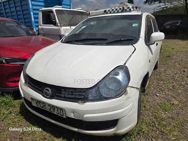 Nissan Advan 2011 White