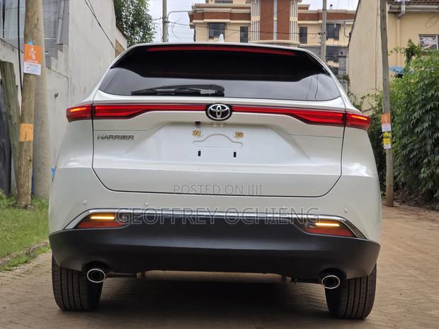 Toyota Harrier 2020 White
