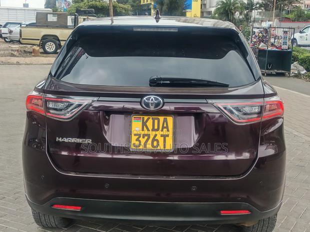 Toyota Harrier 2.0 2014 Maroon