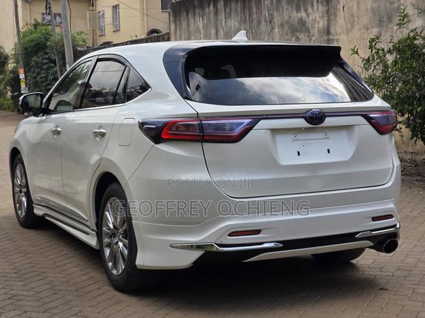 Toyota Harrier 2019 White