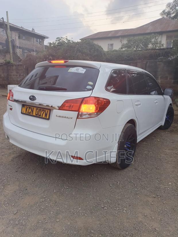 Subaru Legacy 2011 White