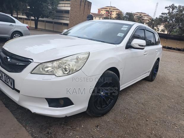 Subaru Legacy 2011 White