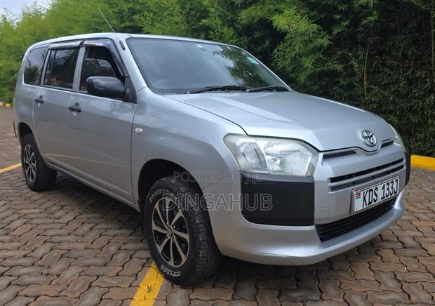 Toyota Succeed 2017 Silver
