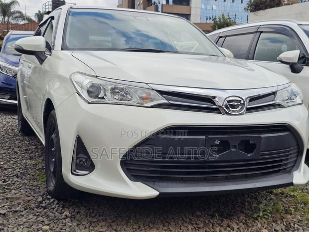 Toyota Corolla Fielder 2019 White