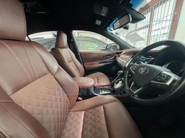 Toyota Harrier 2019 White