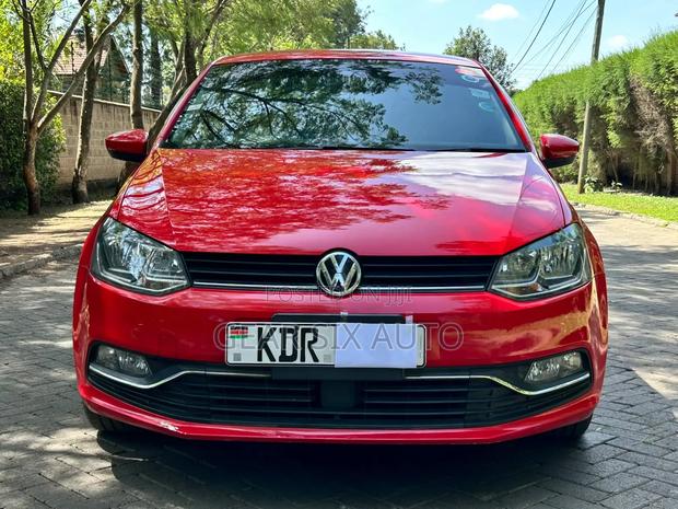 Volkswagen Polo 2017 Red
