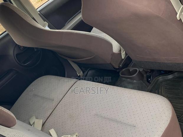 Toyota Passo 2016 Silver