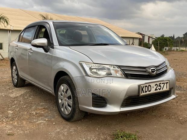 Toyota Axio 2014 Silver