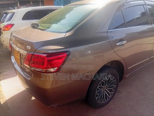Toyota Premio 2015 Brown