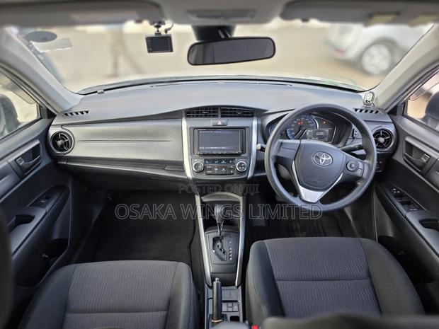 Toyota Corolla Fielder 2019
