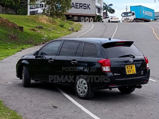 Toyota Corolla Fielder 2013 Black