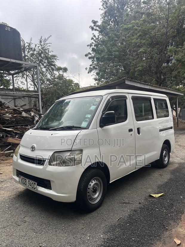 Toyota TownAce 2008 White