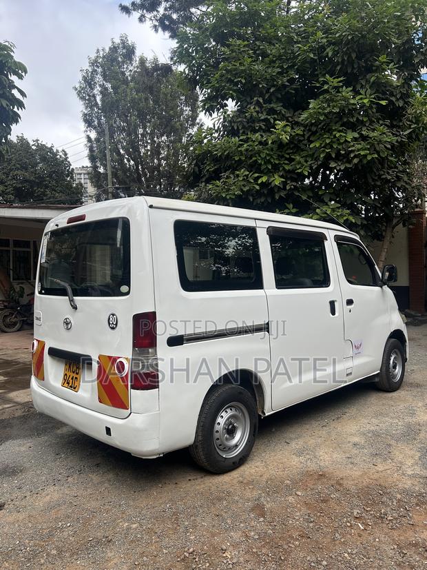 Toyota TownAce 2008 White