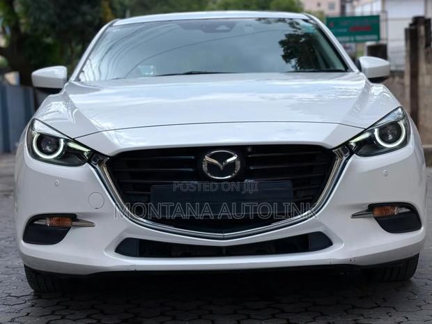 Mazda Axela 2018 Pearl