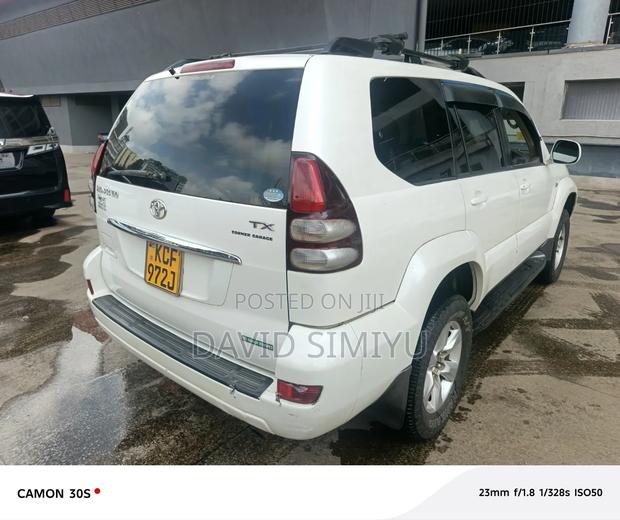 Toyota Land Cruiser 2008 White