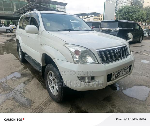 Toyota Land Cruiser 2008 White