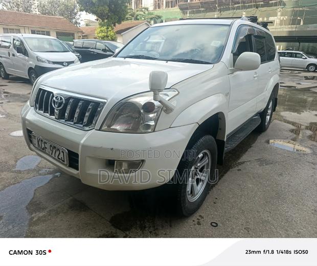 Toyota Land Cruiser 2008 White