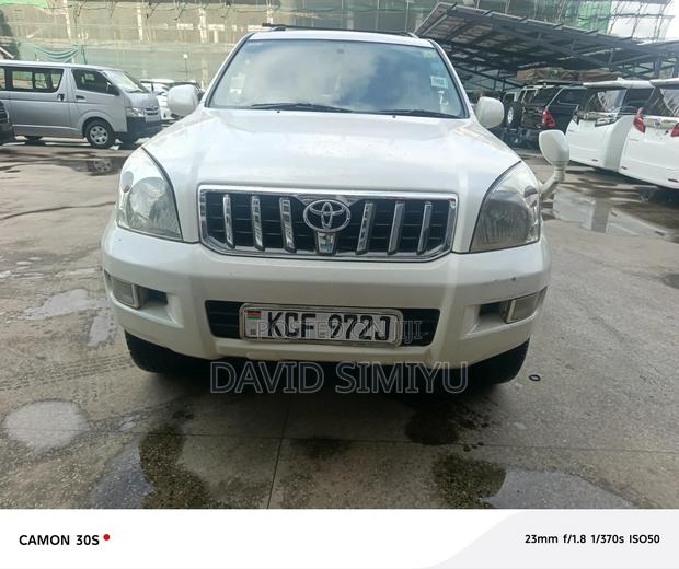 Toyota Land Cruiser 2008 White