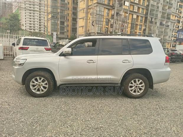 Toyota Land Cruiser 4.5 V8 GX-R 2012 Silver