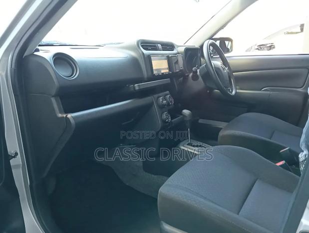 Toyota Probox 2019 Silver