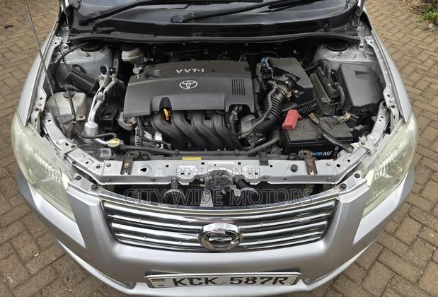 Toyota Axio 2009 Silver