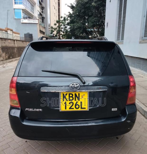 Toyota Corolla Fielder 2002 Black