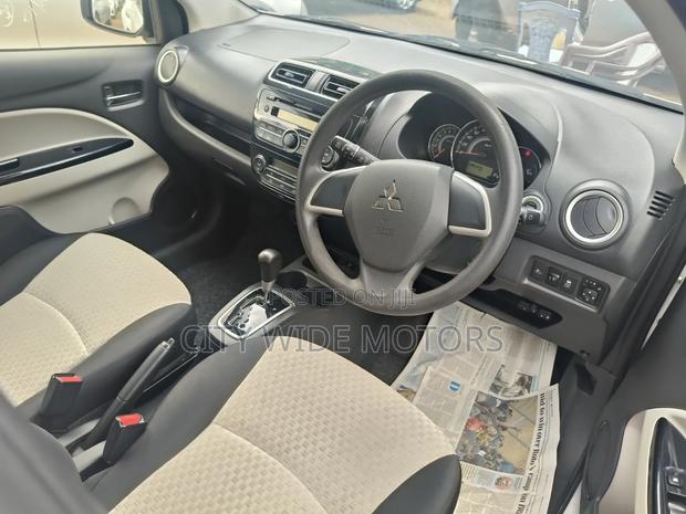 Mitsubishi Mirage ES 2017 White