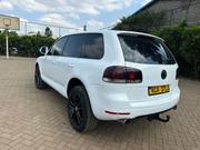 Volkswagen Touareg 2004 White for sale