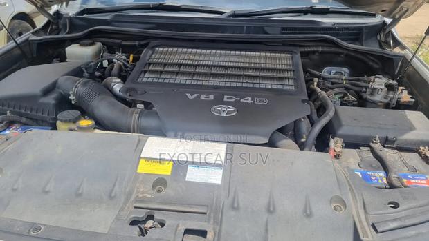 Toyota Land Cruiser 4.5 V8 GX-R 2013 Silver