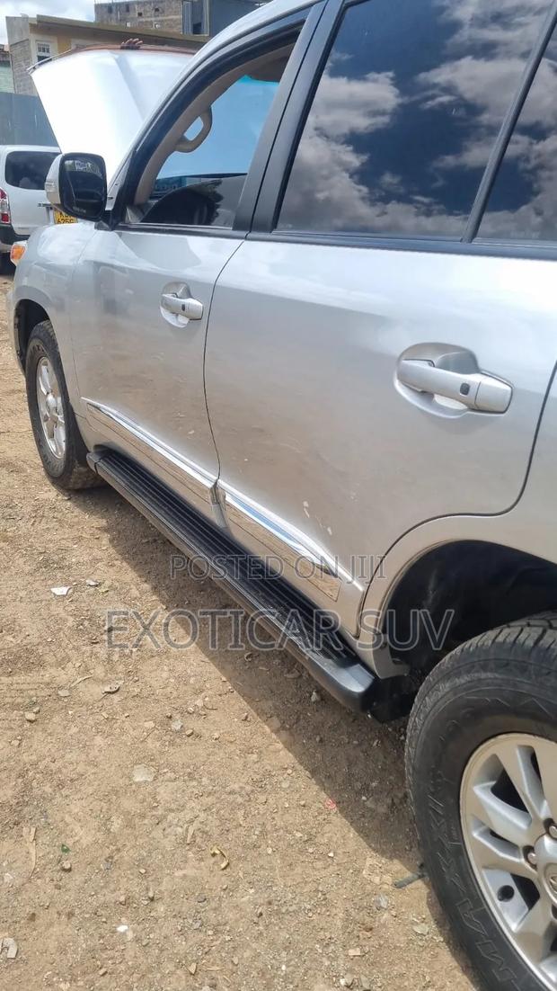 Toyota Land Cruiser 4.5 V8 GX-R 2013 Silver