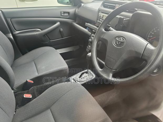 Toyota Probox 2020 Silver