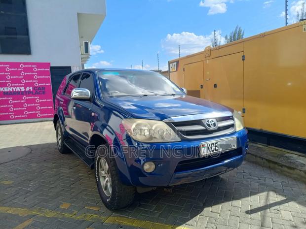 Toyota Fortuner 2008 Blue