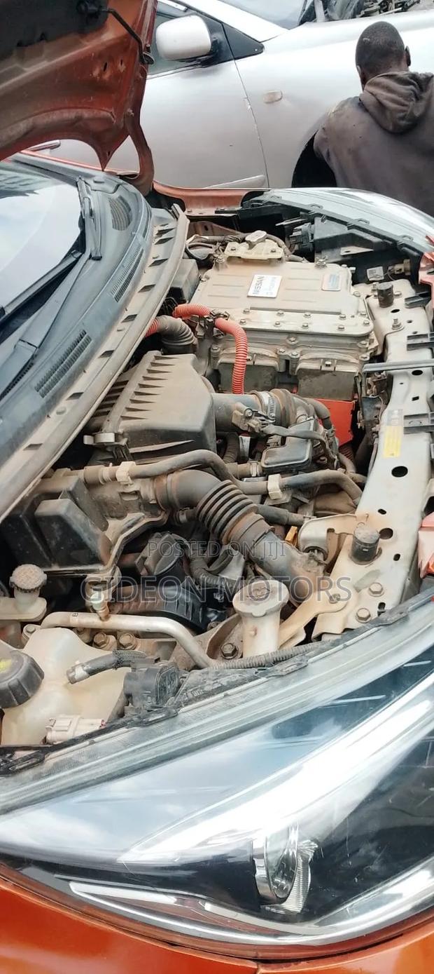 Nissan Note 2016 Orange