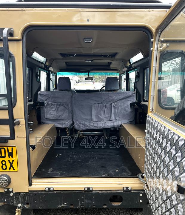 Land Rover Defender 1999 Brown