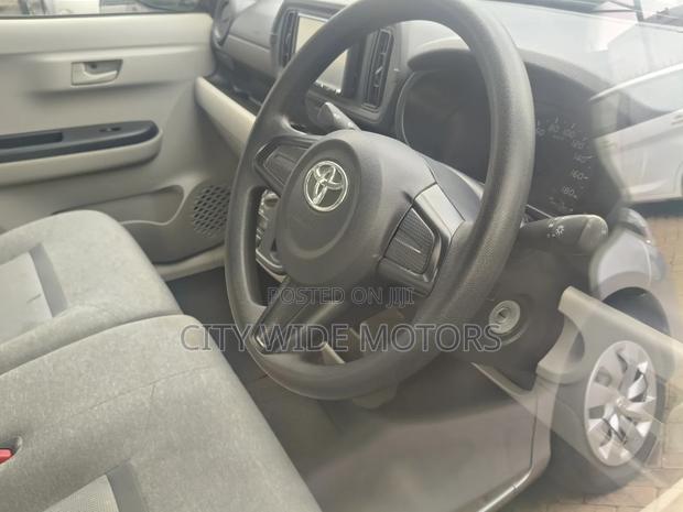 Toyota Passo 2018 White