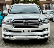 Toyota Land Cruiser 2019 White for sale