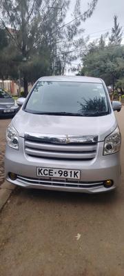 Toyota Noah 2008 Silver for sale