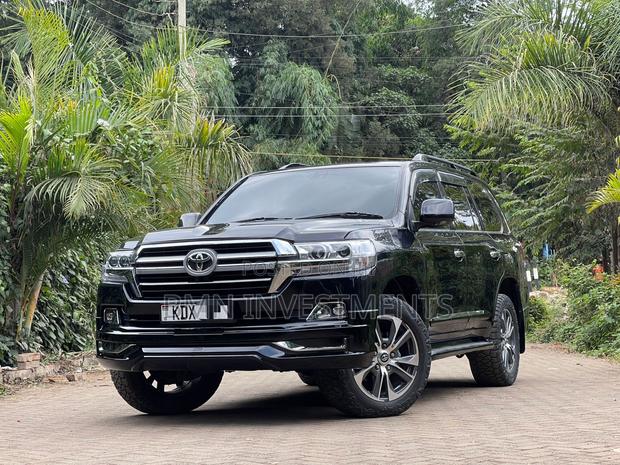 Toyota Land Cruiser 4.6 V8 ZX 2011 Black