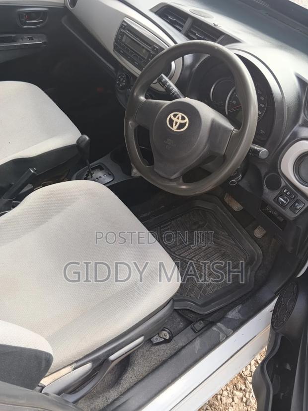 Toyota Vitz 2014 White