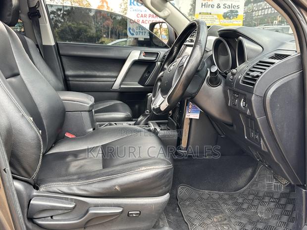 Toyota Land Cruiser Prado 2014 Brown